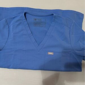 Figs one pocket scrub top